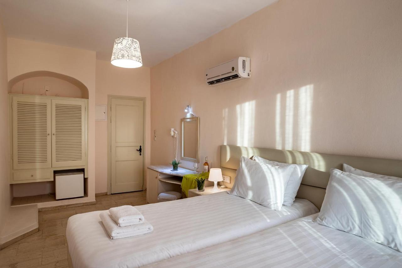 Olia Hotel Tourlos Extérieur photo