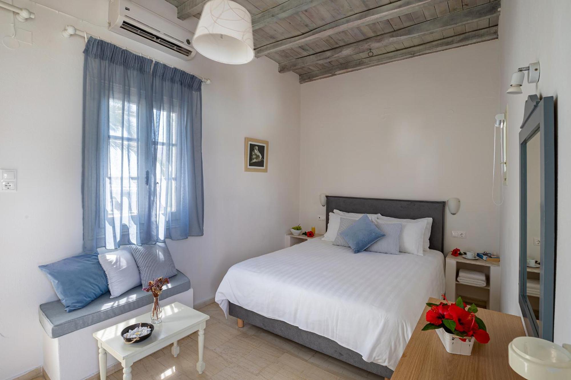 Olia Hotel Tourlos Extérieur photo