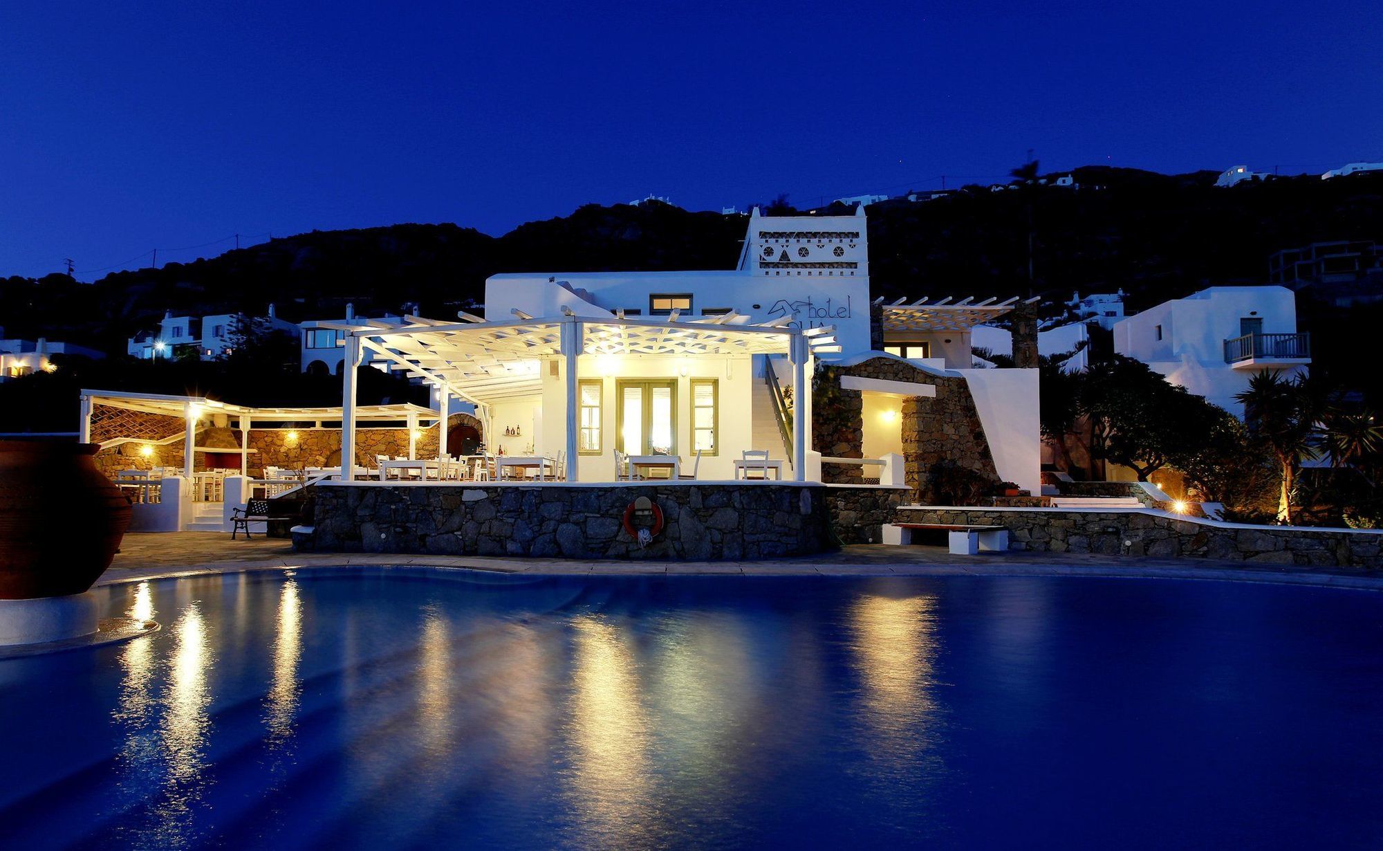 Olia Hotel Tourlos Extérieur photo