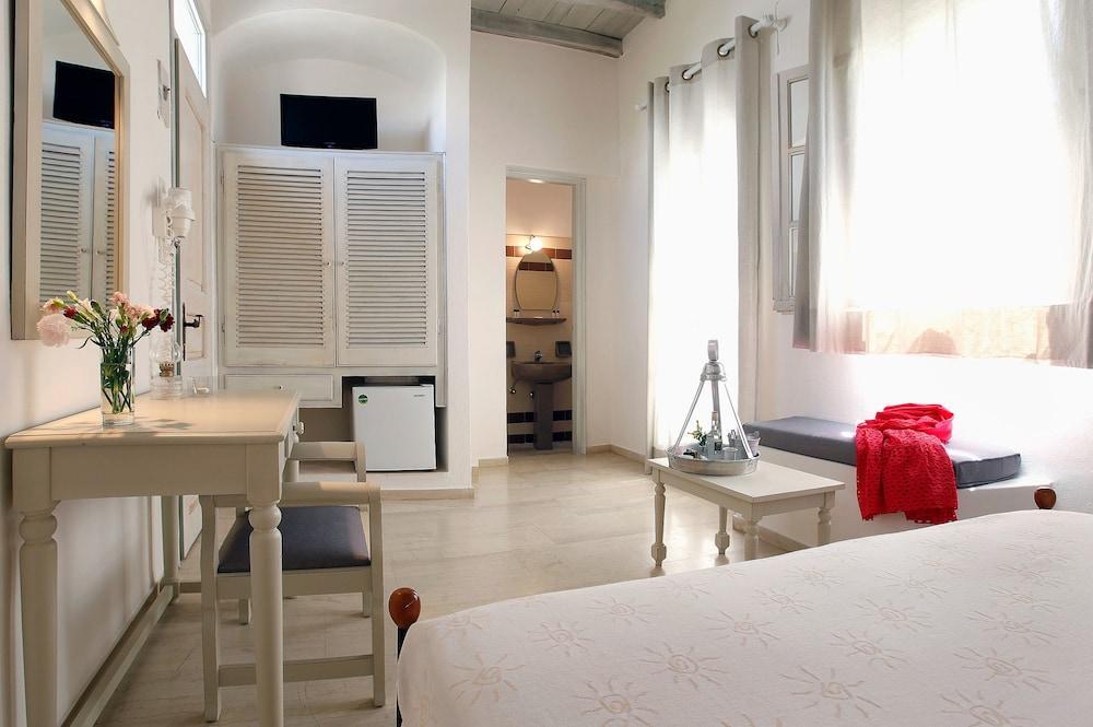 Olia Hotel Tourlos Extérieur photo